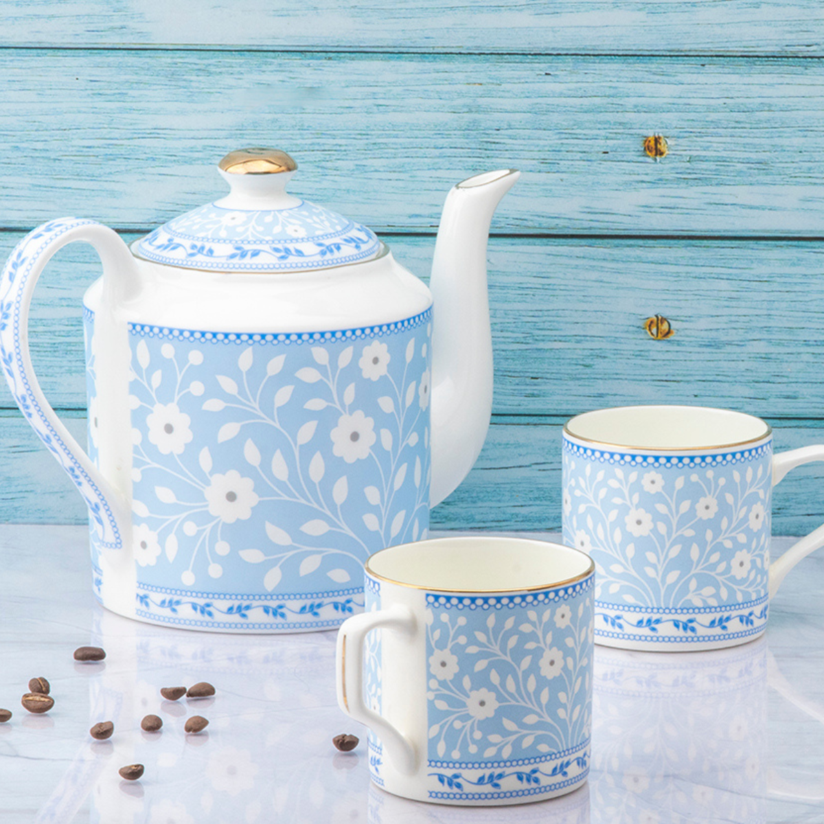 Blue Floral Tea Set & Nut Tray - 6 Cups (200ml), 1 Kettle (1000ml), 2 Snack Trays