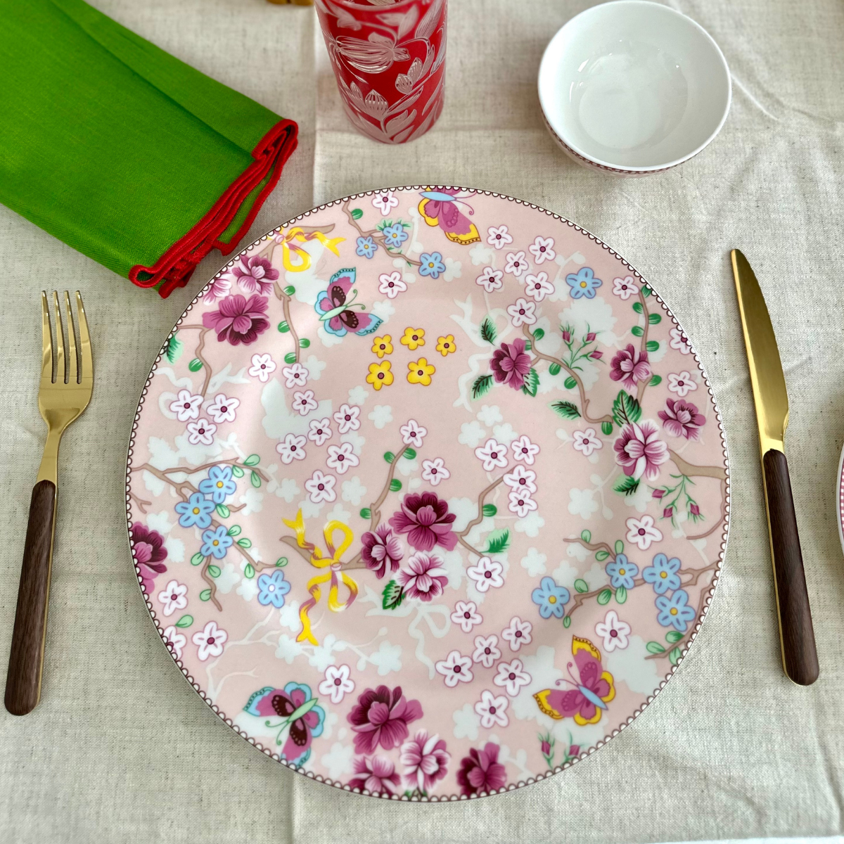 Birdie in Pink Dinner Plates - Set of 2 (10.5 inch each)