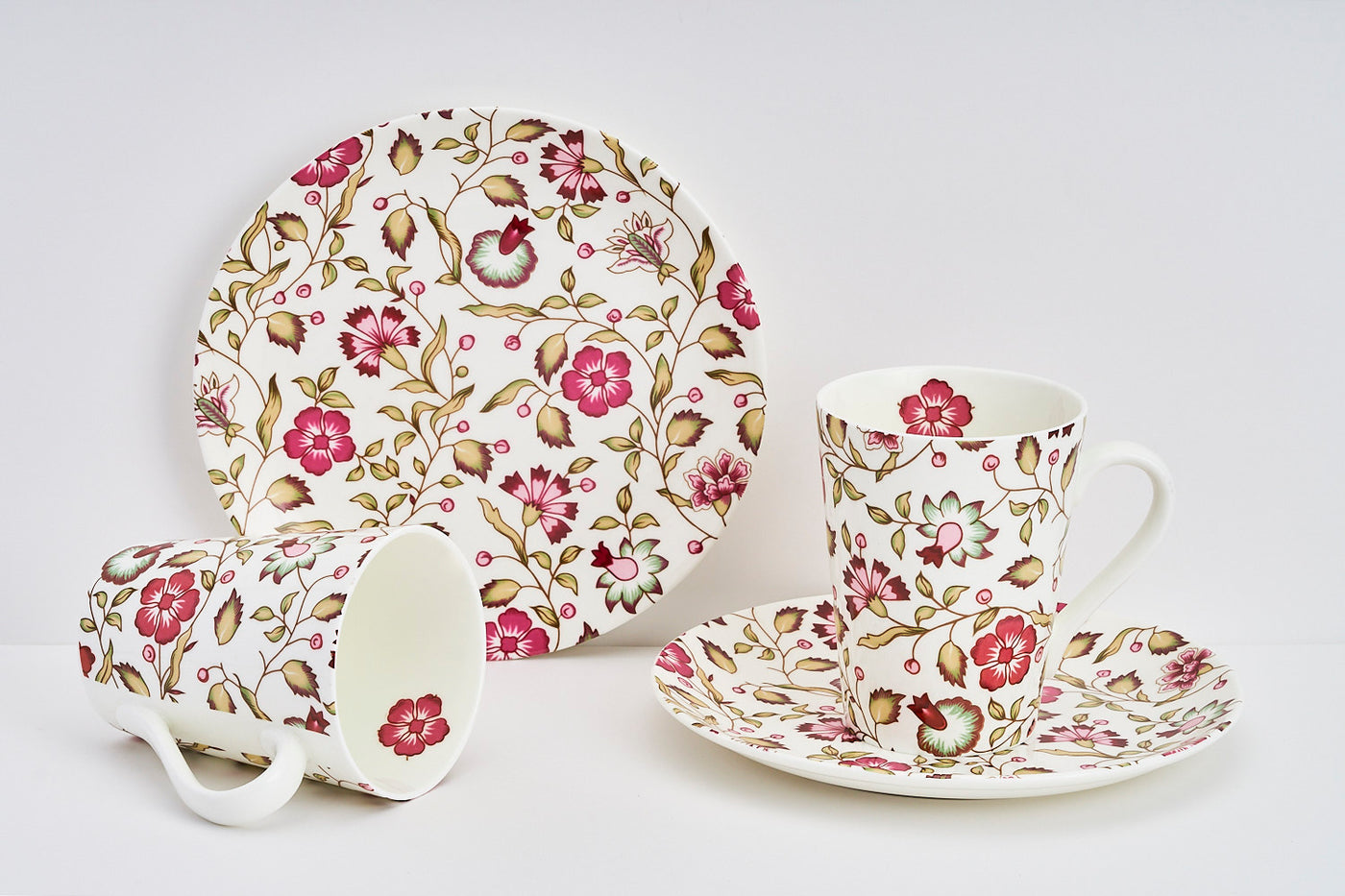 Pink & Floral Blossom Sip & Serve Set - 2 mugs & 2 plates