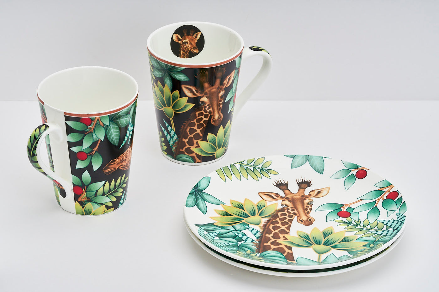 Giraffe in a Jungle Sip & Serve Set - 2 mugs & 2 plates