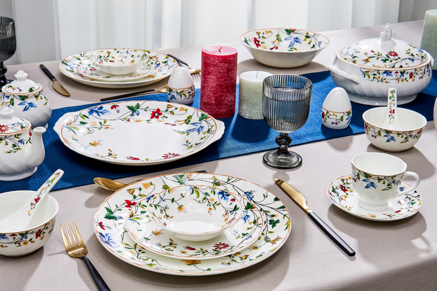 Summer Florals Dinnerware