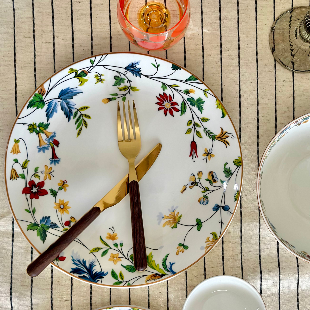 Summer Garden Dinner Plates - Set of 2 (10.5 inch each)