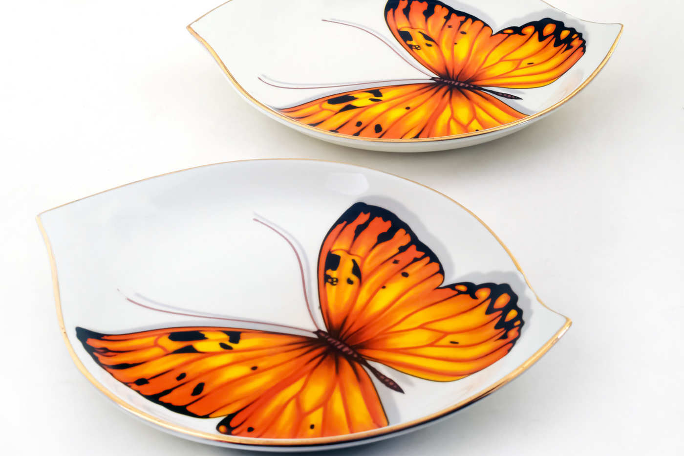 Golden Yellow Monarch Butterfly Leaf Dish - Set of 2