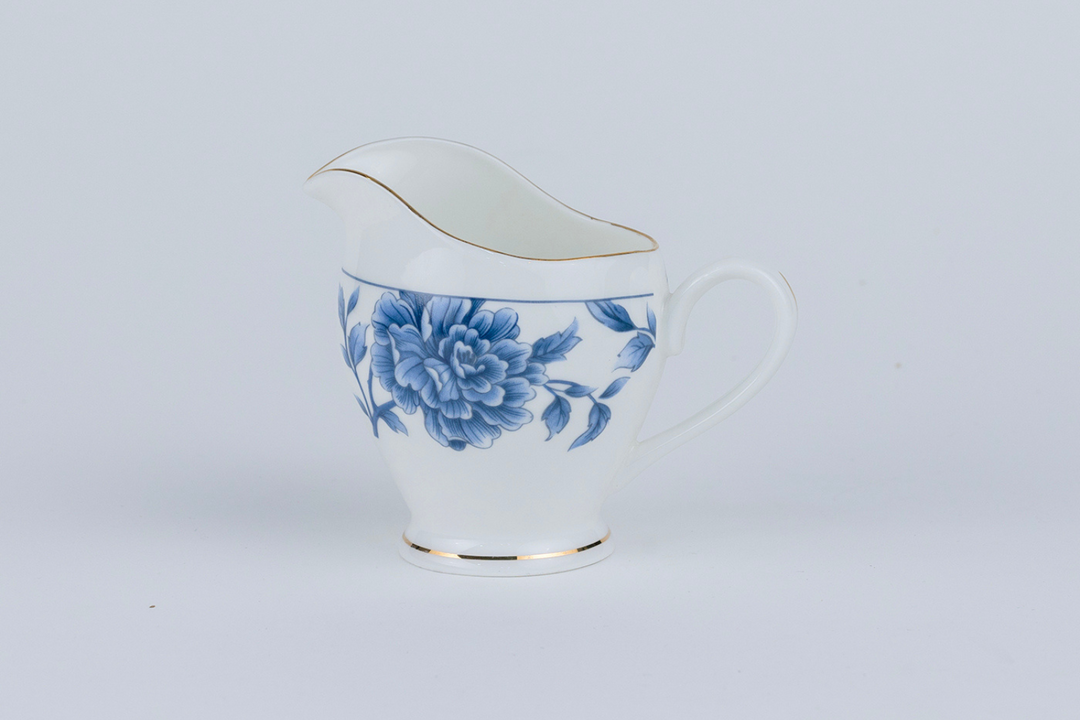 ロイヤルブルーティー HANA & KAHO 4本セット ロイヤルブルーティー HANA & KAHO 4本セット ロイヤルブルーティー