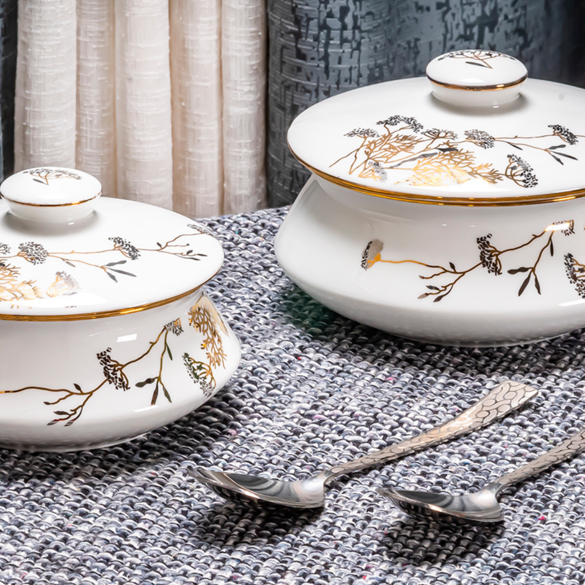 Baby’s Breath Handi set with lids (24K Gold detailing) - Set of 2