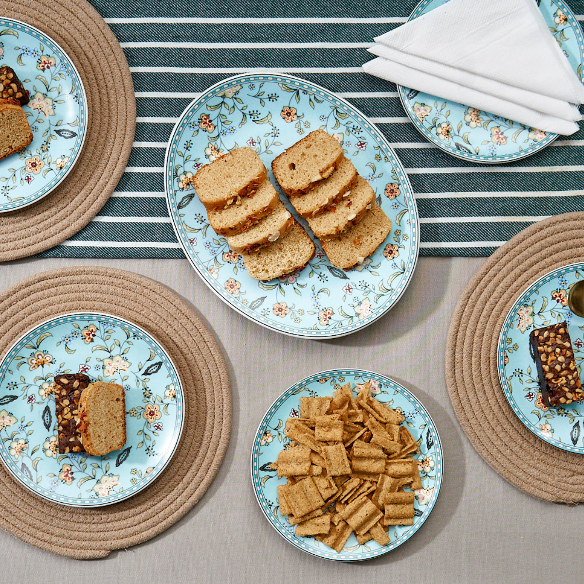 Blue Botanicals Gathering Set - Set of 1 Oval Platter (10 inch) & 4 Snack Plates (7 inch)