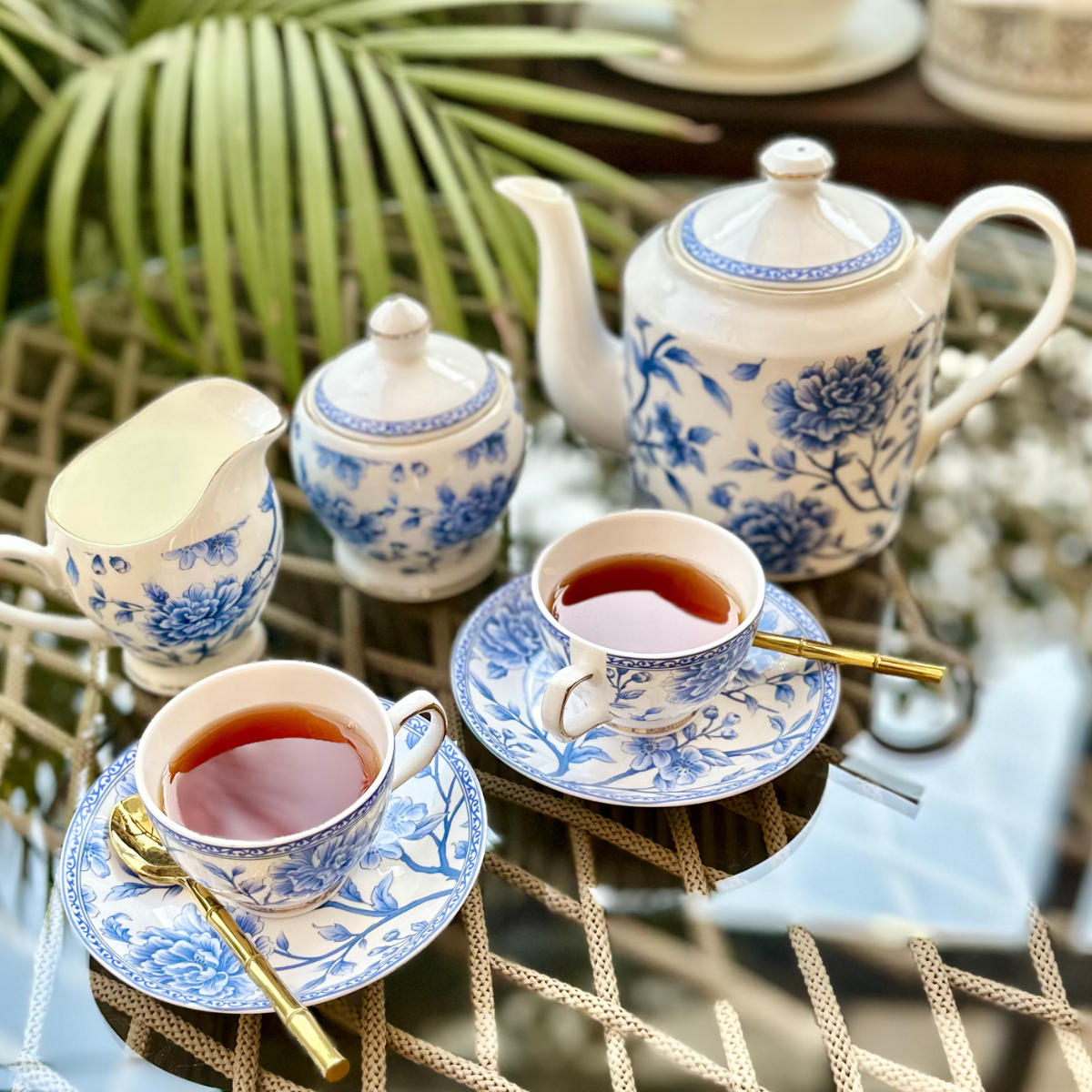 Sapphire Bloom 15 piece Tea Set - 6 Cups & 6 Saucer, 1 Kettle, 1 Milk Pot & 1 Sugar Pot