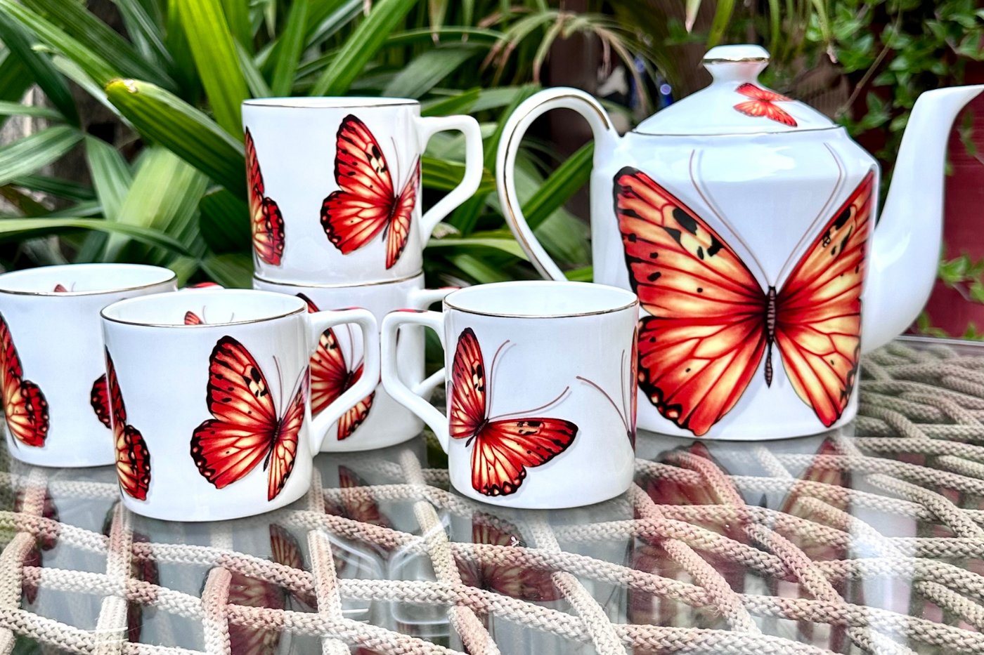 Burnt Orange Tea Cups & Kettle - 6 Cups & 1 Kettle