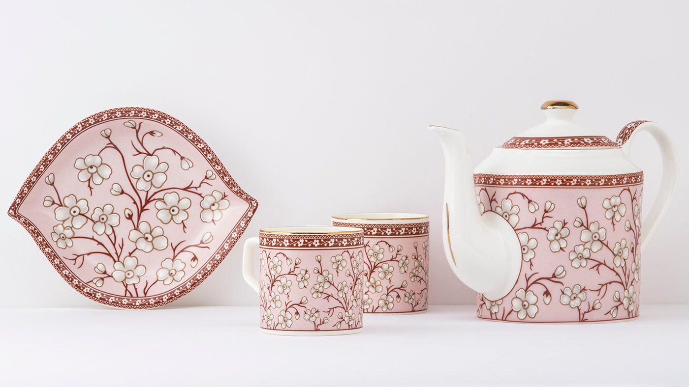 Sweet Alyssum Tea Set & Nut Tray