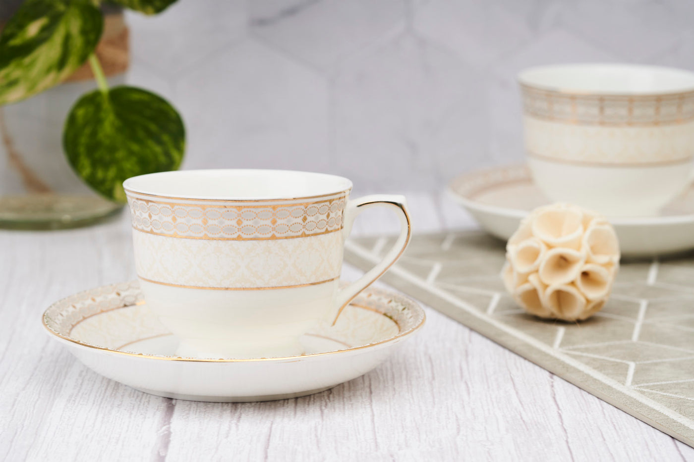 Regal Chains and Floral Charms Cup & Saucer Set | 6 Cups & 6 Saucers | 170 ml