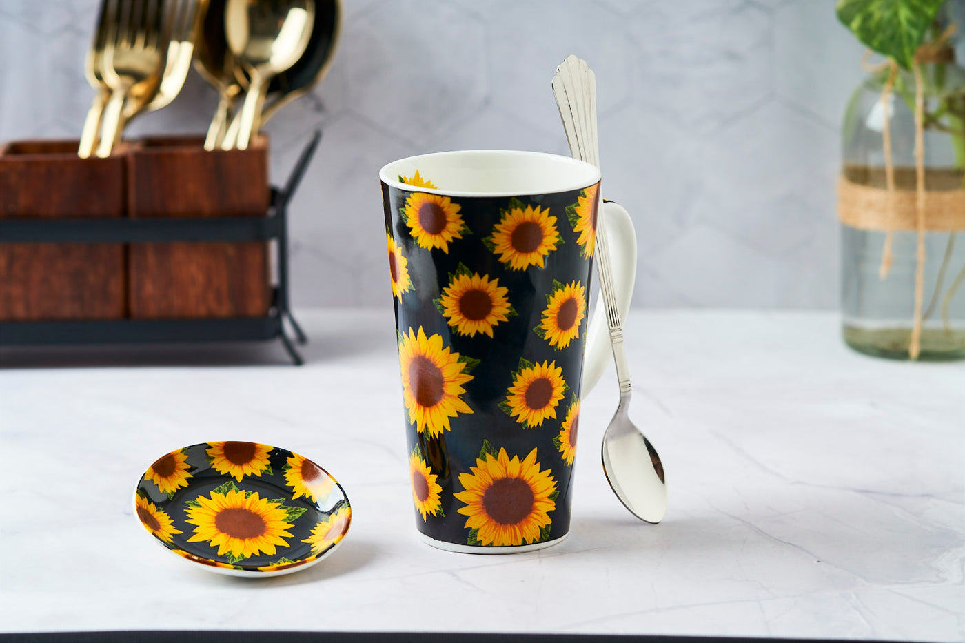 Sunflower black – Set  of 1 tall mug, 1 spoon  & 1 coaster