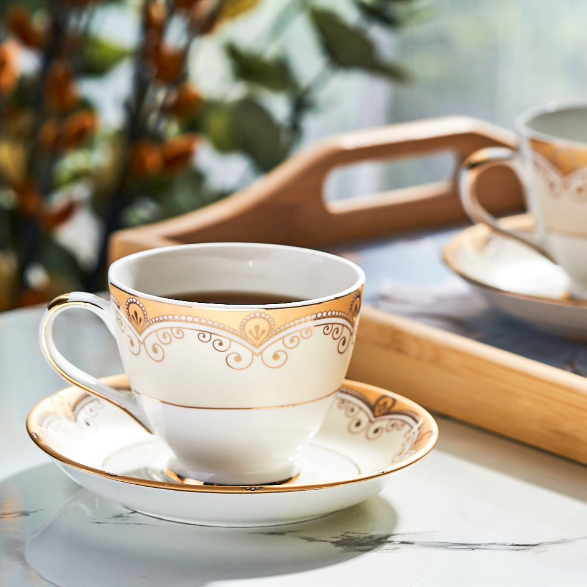Gilded Chain in Gold Cups & Saucer Set | 6 Cups & 6 Saucers