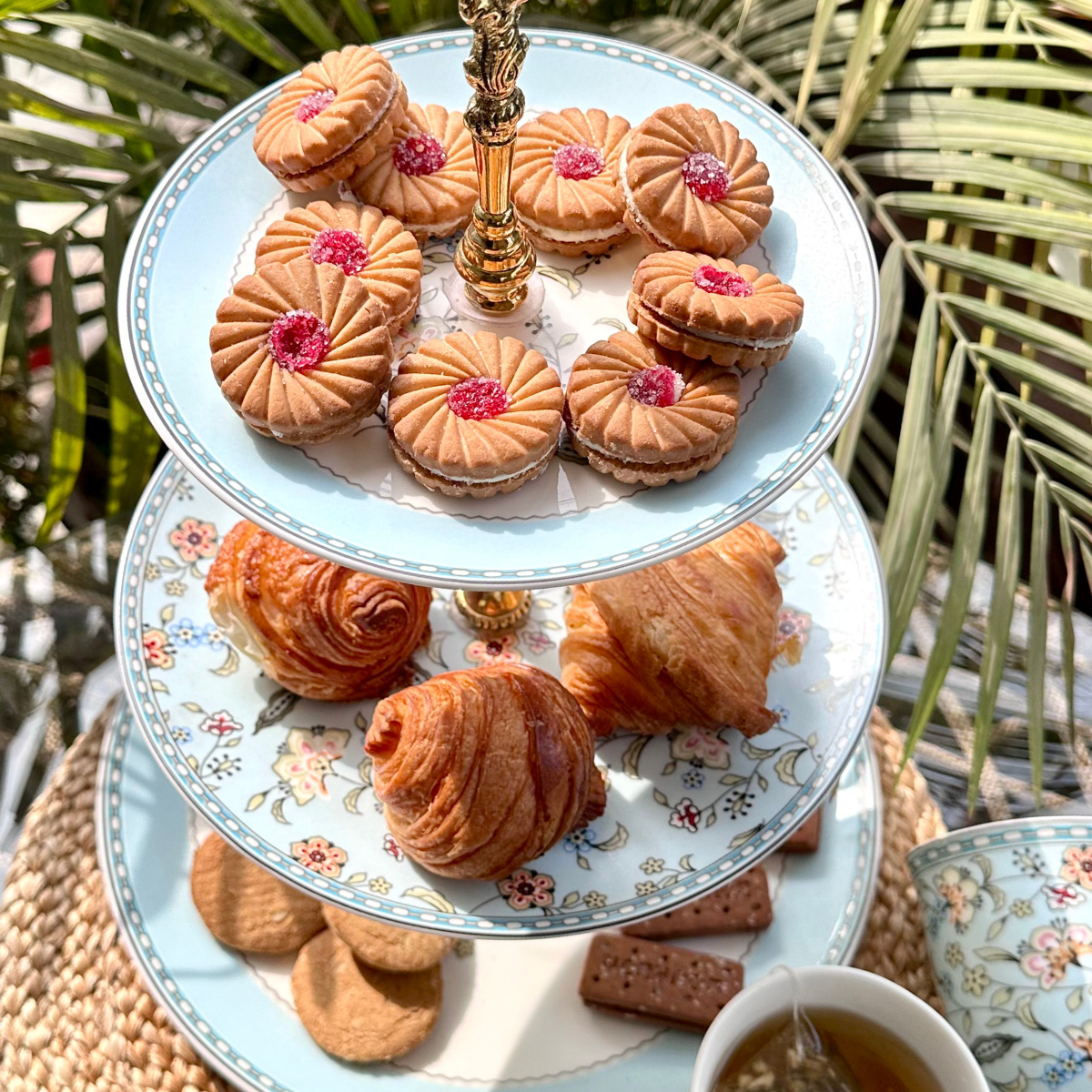 Blue Botanicals Three Tier Dessert Stand