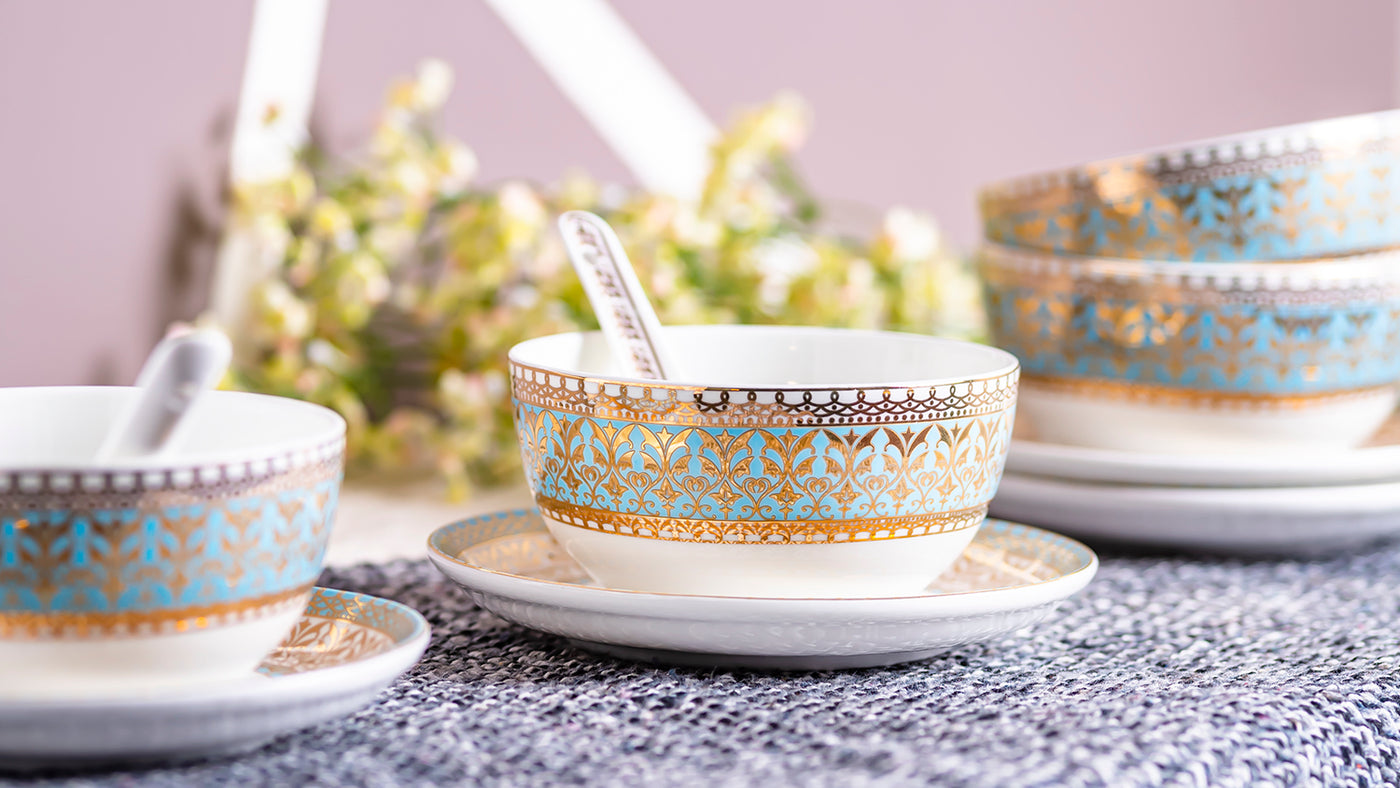 Gold filigree en aqua soup set - Set of 6 bowls, 6 spoons & 6 saucers